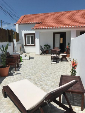 Azenhas do Mar Roadside House